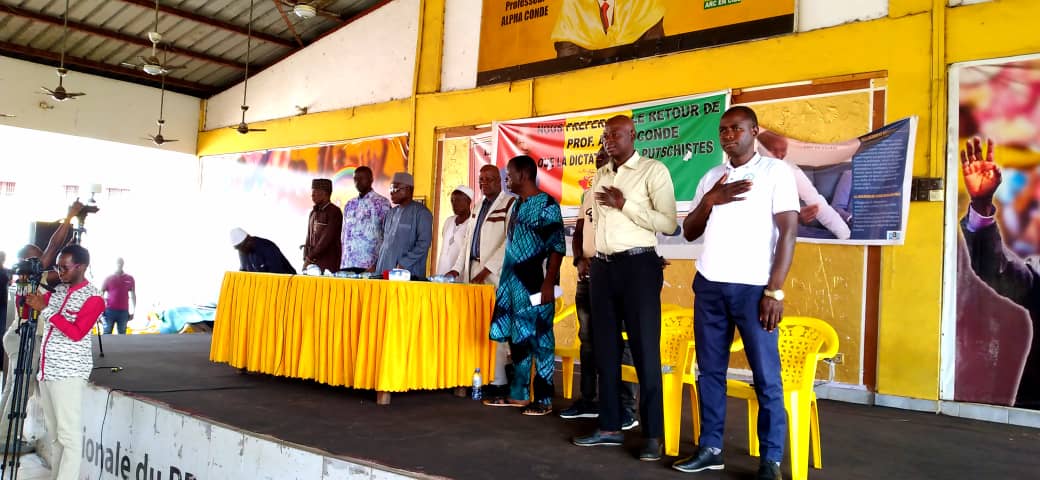 Accusation de déstabilisation par des armes :  La replique du RPG Arc-en-ciel  