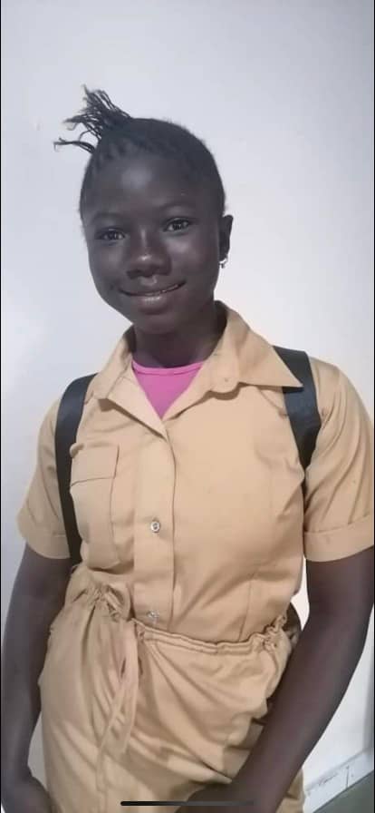 Avis de recherche : Doussou Camara, 15 ans a quitté la maison lundi 15 mars, elle n'est plus revenue 