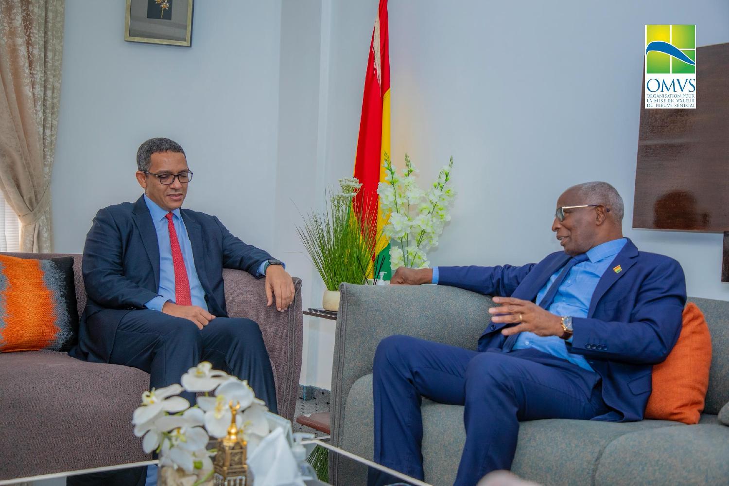 Conakry : Le Haut-Commissaire de l’OMVS, Mohamed Abdel Vetah, salue l’engagement de la Guinée pour le premier projet énergétique de l’Organisation sur son territoire