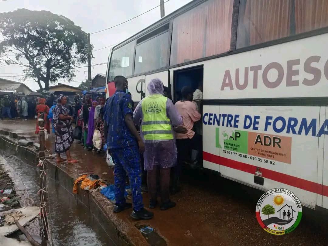 Dar-es-Salam : après le drame, les sinistrés évacués vers un site d’accueil à Dixinn