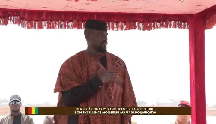 Guinée : Retour du président Mamadi Doumbouya (Vidéo) 