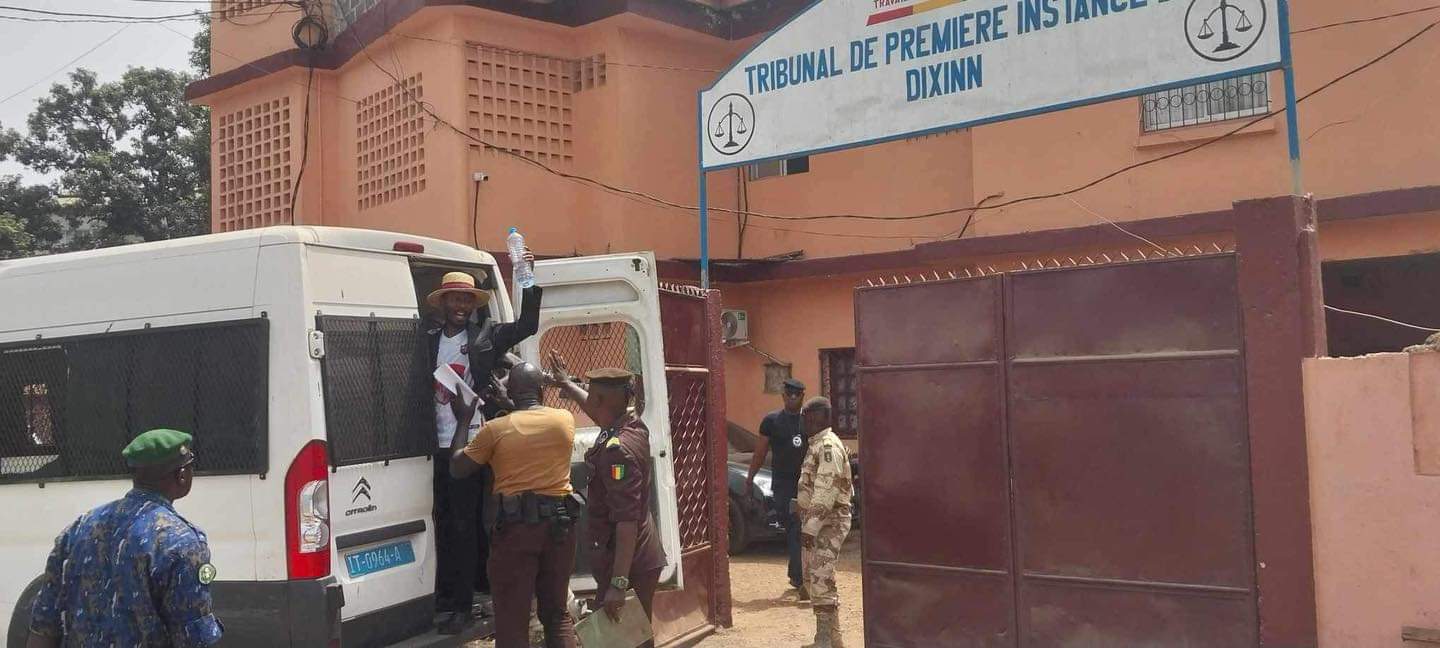 Justice: le Général Pendessa écope de six mois de prison dont trois avec sursis