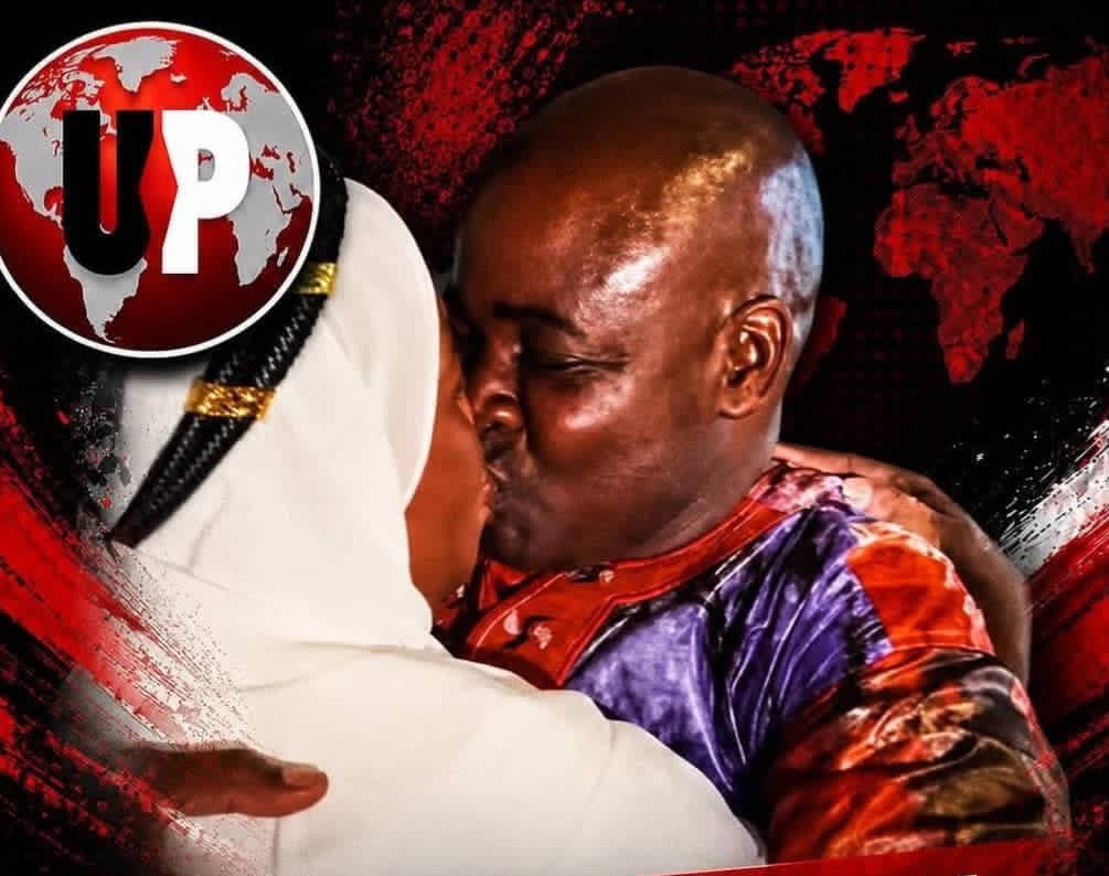 Retour du Hajj : une embrassade à l'aéroport de Conakry relance le débat sur la pudeur en islam