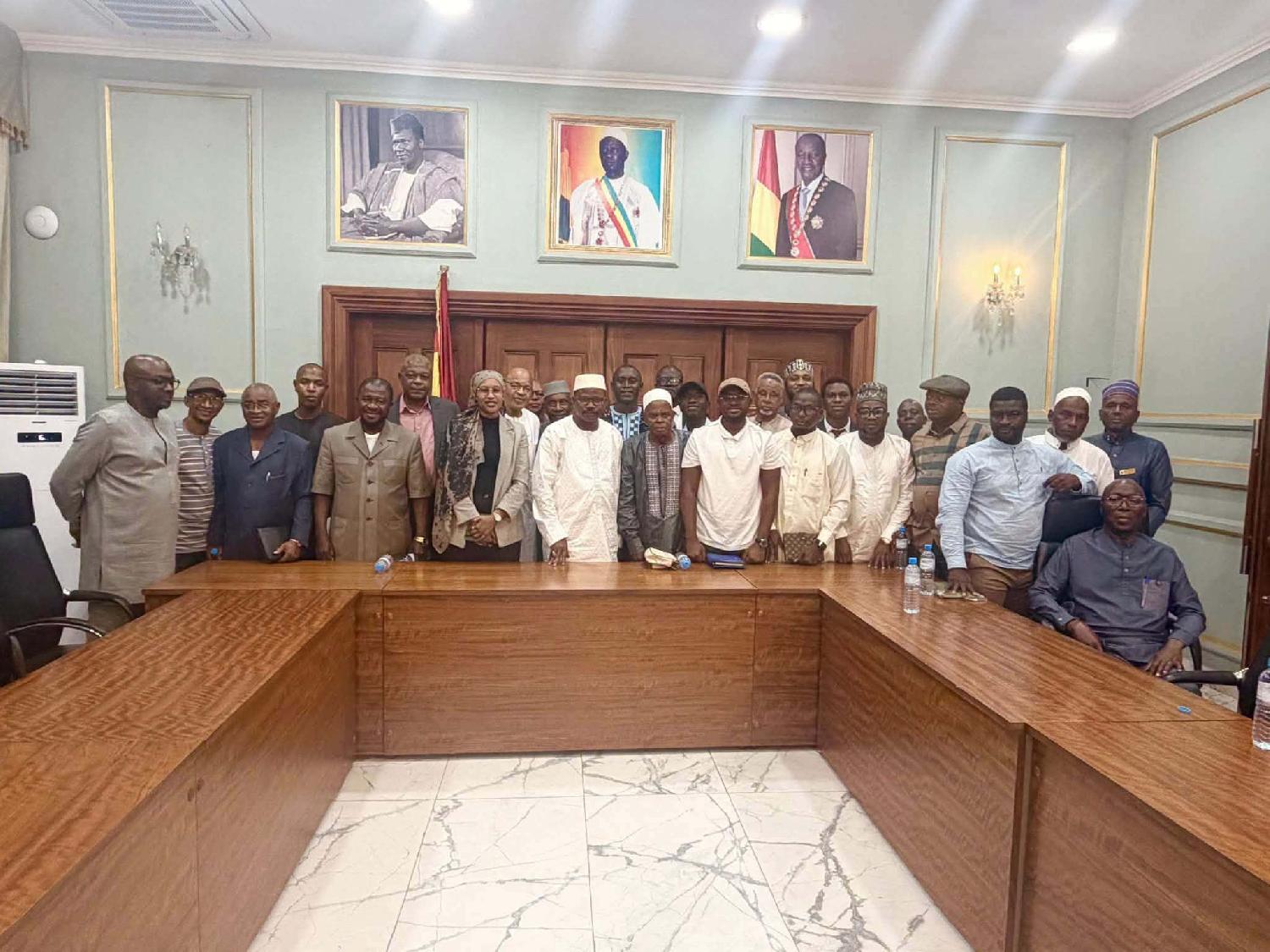 Transition bouclée : Dansa Kourouma met fin aux missions de son cabinet dans un ultime rendez-vous chargé d'émotion